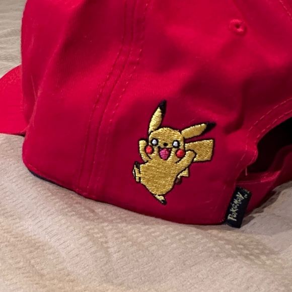 Red Pokémon Trainer Hat - Picture 4 of 6
